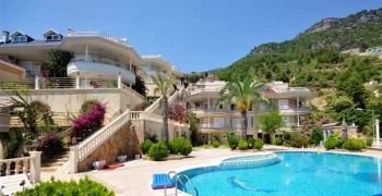 Lebst du in Alanya?oder in Türkei oder Europa?