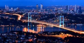 Die Hauptstadt der Geschichte und Kultur, das moderne Istanbul