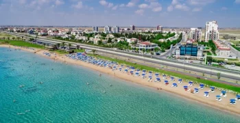 Laut Forbes Magazine ist Nordzypern das Top-Ranking der Investmentregion am Strand