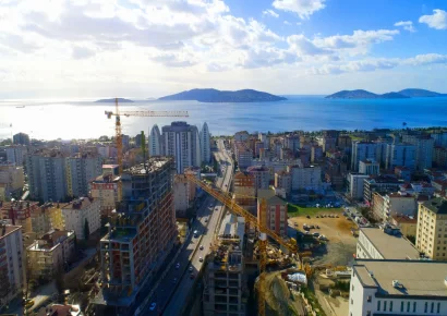 Ultra luxury apartments for sale in Kartal with a view of the Islands