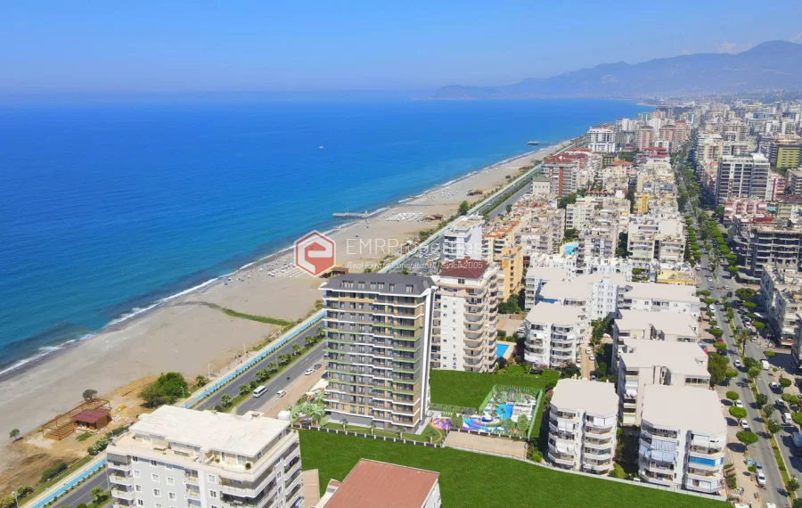 Erstklassige 5 Zimmer Wohnungen am Meer zum Verkauf im Bezirk Mahmutlrr