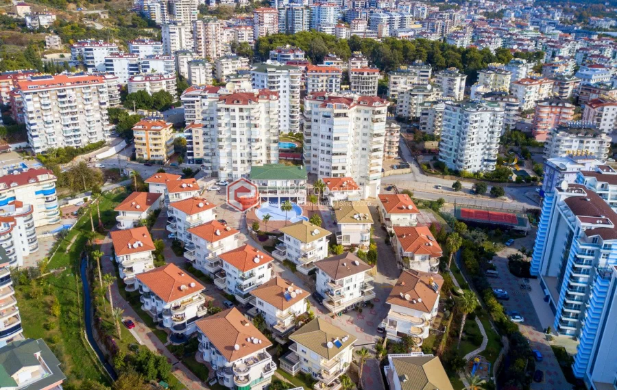 Eleganz 3 Zimmer und renovierte Wohnung zum Verkauf in Cikcilli