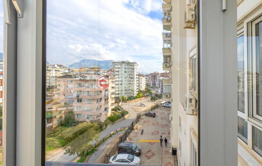 Eleganz 3 Zimmer und renovierte Wohnung zum Verkauf in Cikcilli