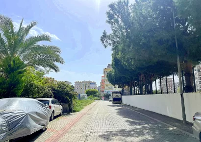 Просторная квартира в Махмутларе с мебелью и видом на город