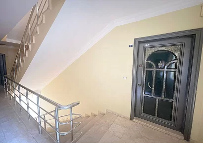 Просторная квартира в Махмутларе с мебелью и видом на город