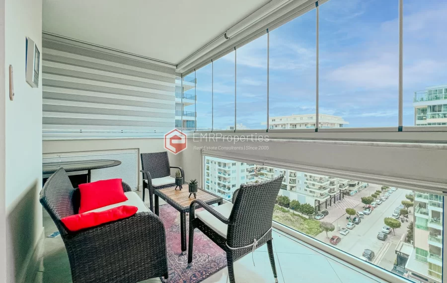 Prodaje se moderan jednosoban stan u pristojnom kompleksu