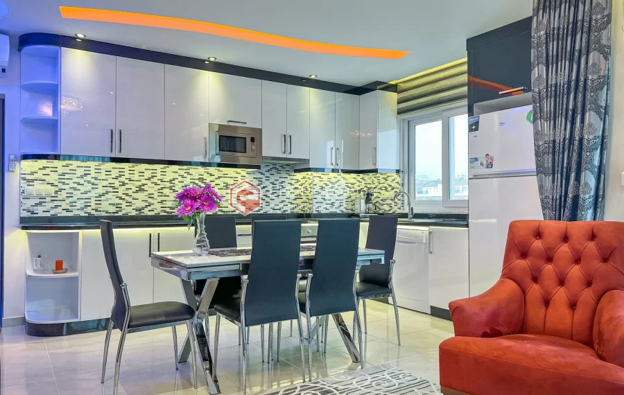 Prodaje se moderan jednosoban stan u pristojnom kompleksu