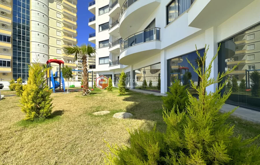 Modern apartment with sea view for sale in Mahmutlar