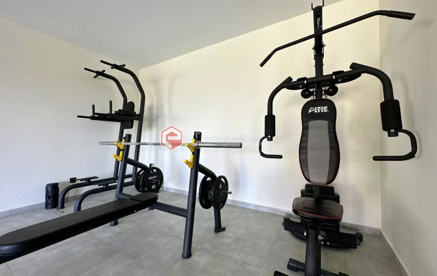 Modern apartment with sea view for sale in Mahmutlar