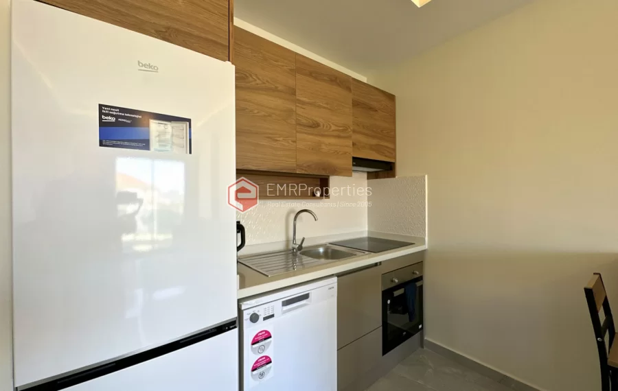 Modern apartment with sea view for sale in Mahmutlar