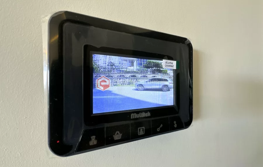 Modern apartment with sea view for sale in Mahmutlar