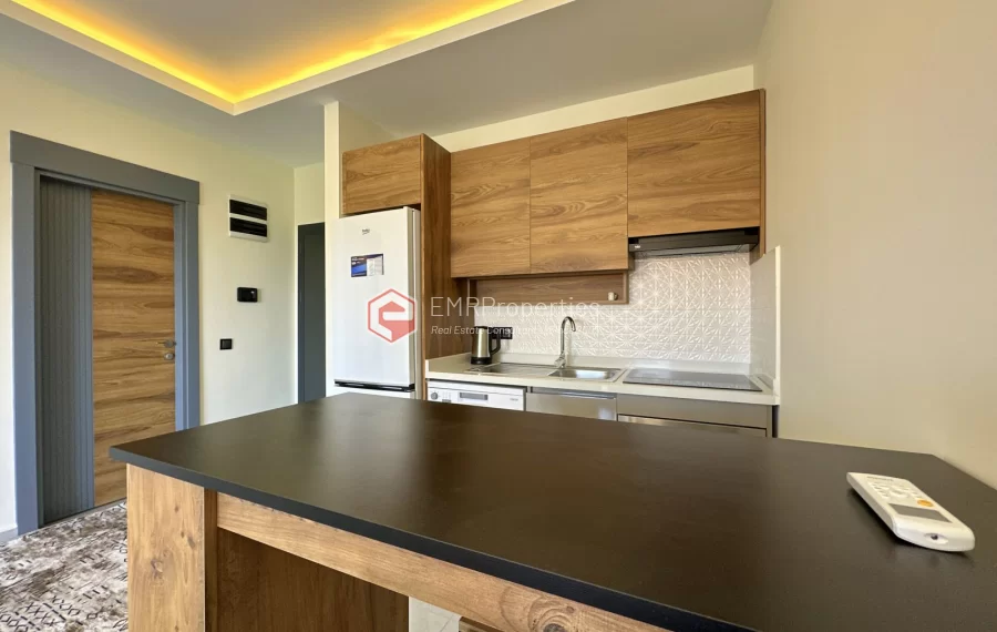 Modern apartment with sea view for sale in Mahmutlar