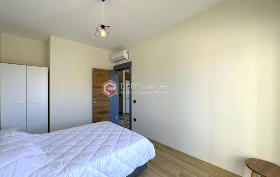 Modern apartment with sea view for sale in Mahmutlar