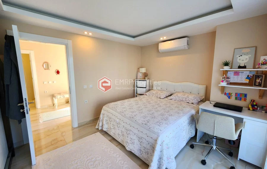 Panoramic view villa with smart home feature for sale in Kargicak