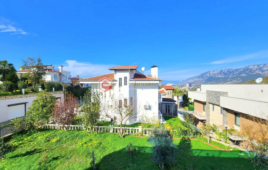 Panoramic view villa with smart home feature for sale in Kargicak