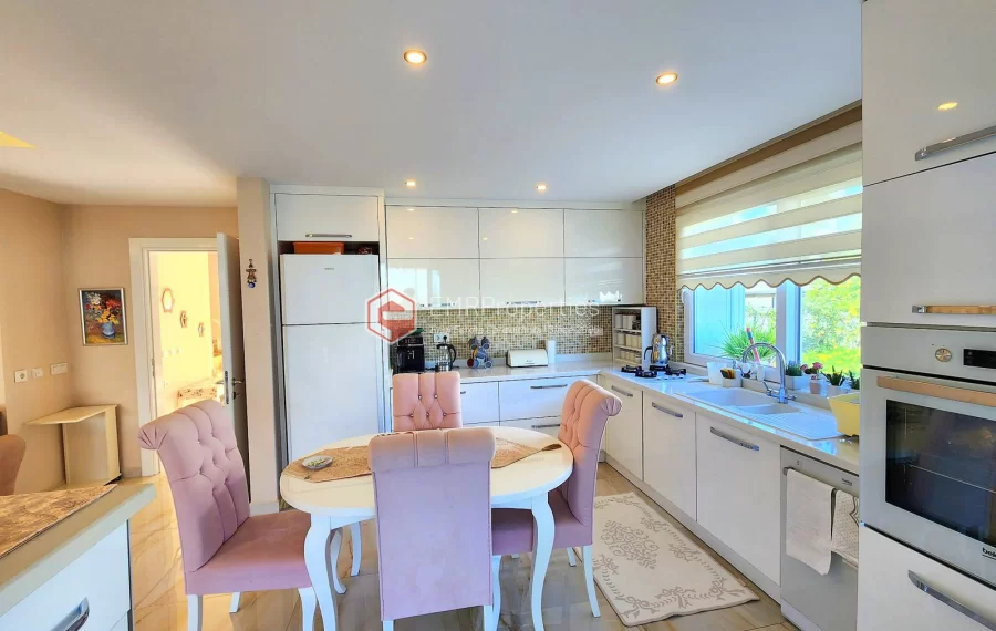 Panoramic view villa with smart home feature for sale in Kargicak