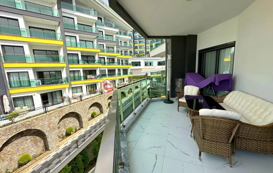 Seafront luxury apartment for sale in Alanya Kargicak