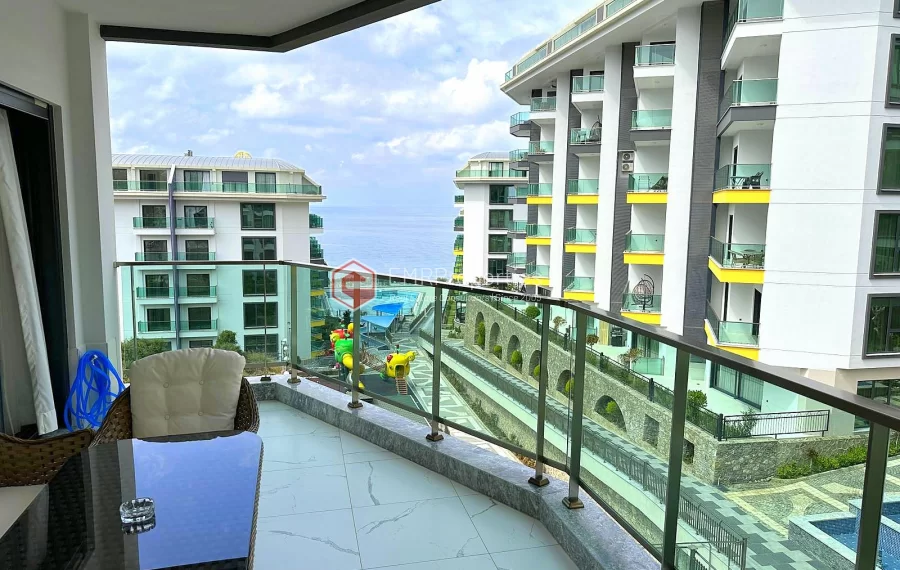 Seafront luxury apartment for sale in Alanya Kargicak