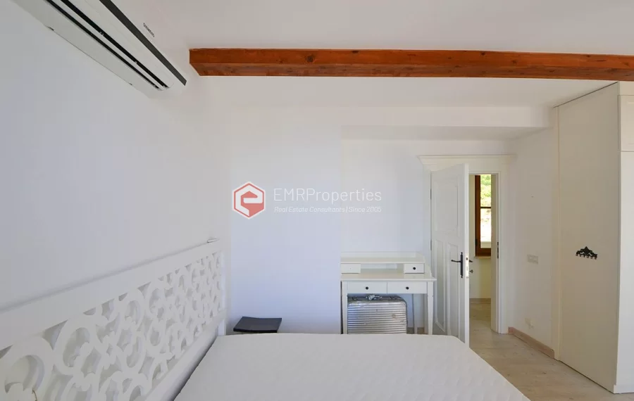 Ultra luksuzna vila na prodaju sa jedinstvenim panoramskim pogledom u Bektašu