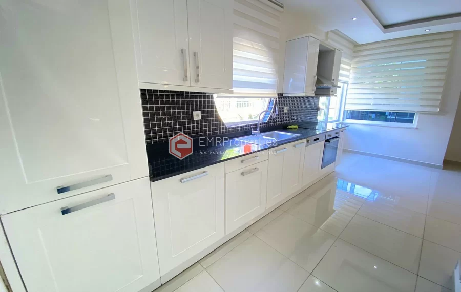  Peaceful garden duplex for sale in a secure residential complex in Kestel