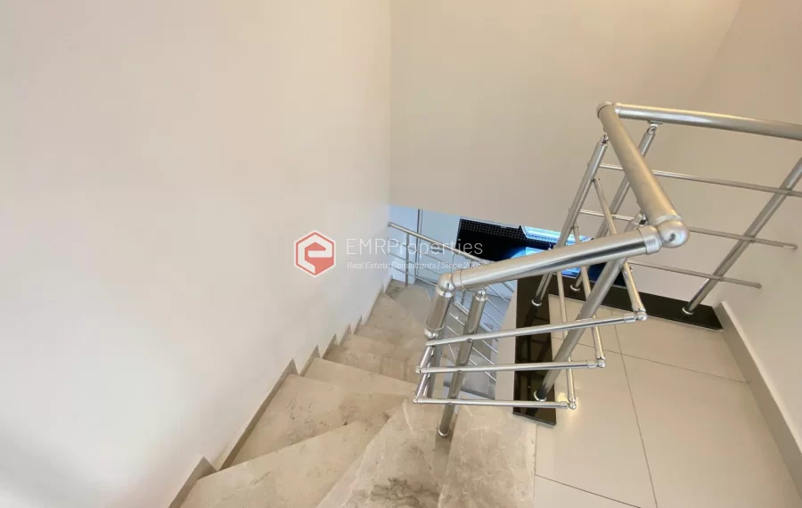  Peaceful garden duplex for sale in a secure residential complex in Kestel