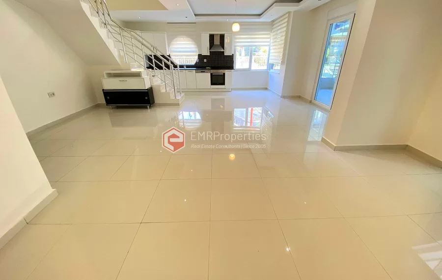  Peaceful garden duplex for sale in a secure residential complex in Kestel