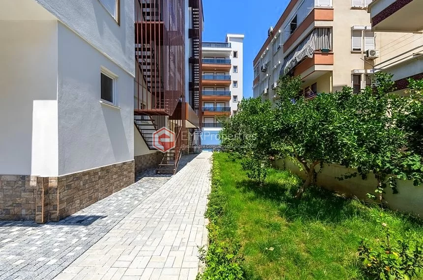  Stylish apartment with swimming pool for sale in Alanya Cleopatra