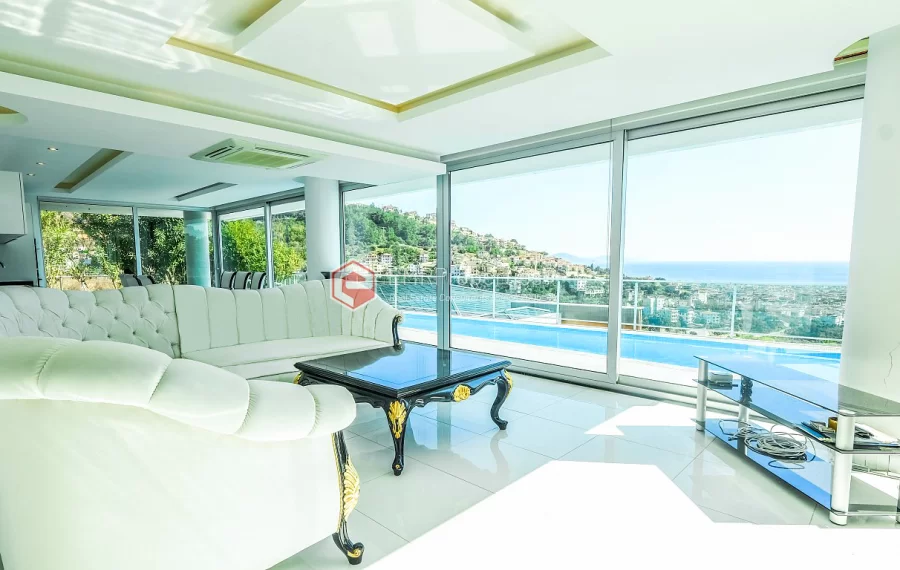 Ekskluzivna dupleks vila sa panoramskim pogledom koji oduzima dah na prodaju u Tepe