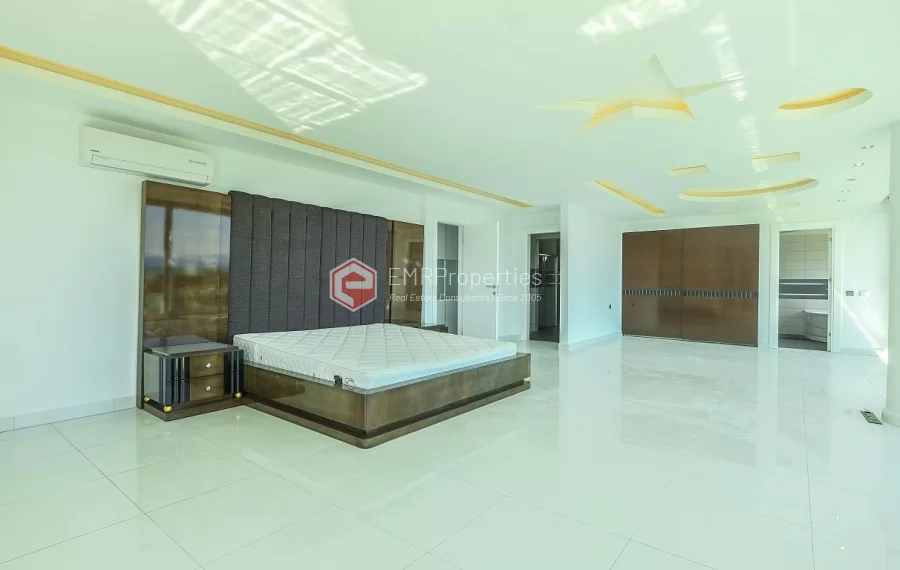 Ekskluzivna dupleks vila sa panoramskim pogledom koji oduzima dah na prodaju u Tepe