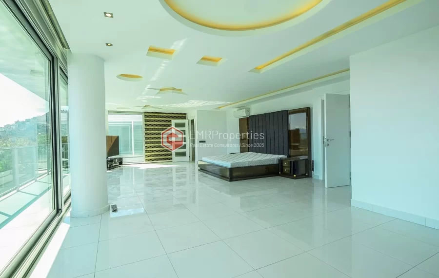 Ekskluzivna dupleks vila sa panoramskim pogledom koji oduzima dah na prodaju u Tepe