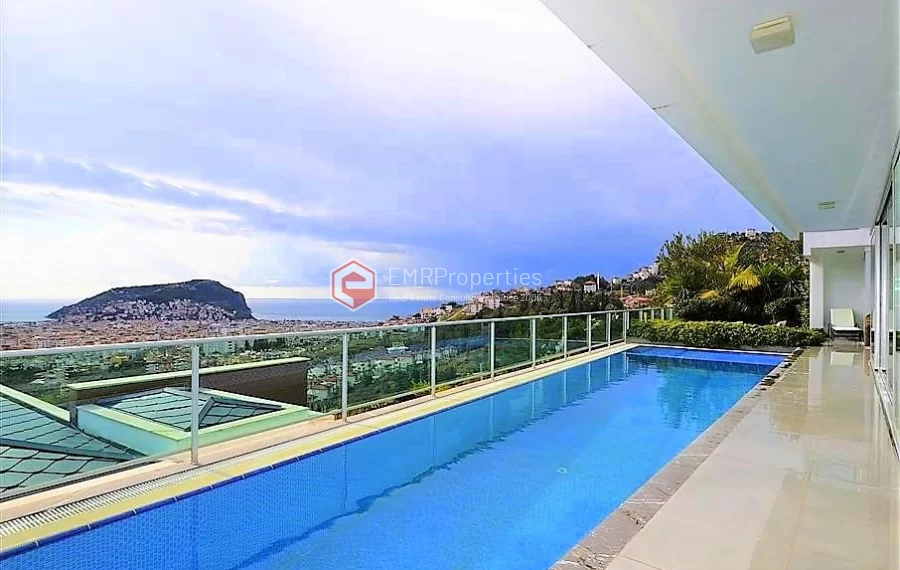 Ekskluzivna dupleks vila sa panoramskim pogledom koji oduzima dah na prodaju u Tepe