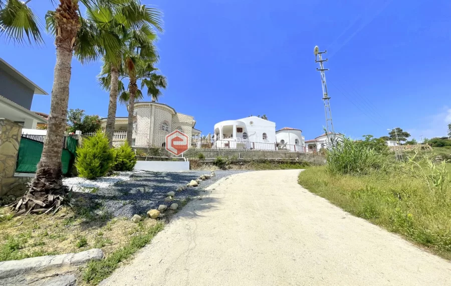 Affordable detached villa with large garden and terrace for sale in Turkler
