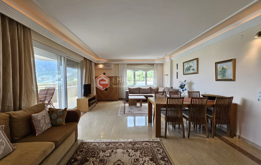 Luxuriöse 4-Zimmer-Wohnung zum Verkauf in Mahmutlar