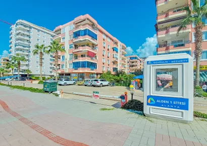 Wunderschön eingerichtete 2-Zimmer-Wohnung in einem Komplex am Meer