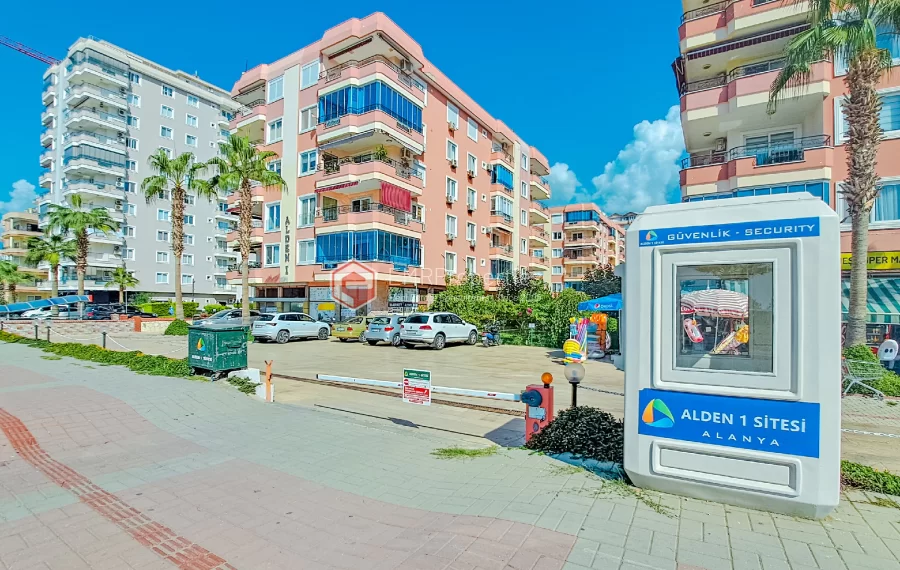 Wunderschön eingerichtete 2-Zimmer-Wohnung in einem Komplex am Meer