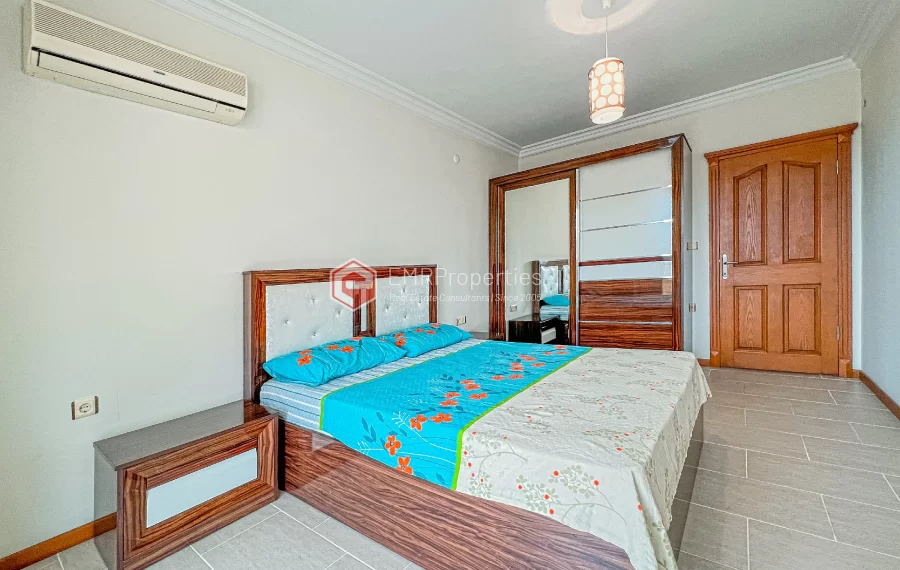 Wunderschön eingerichtete 2-Zimmer-Wohnung in einem Komplex am Meer