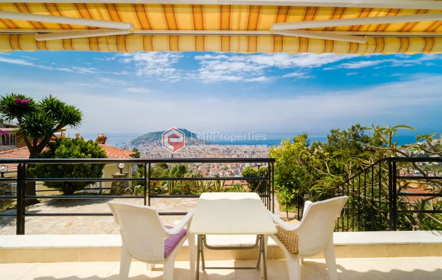  3 Zimmer mit Blick auf das Meer und die Burg zum Verkauf in Bektas