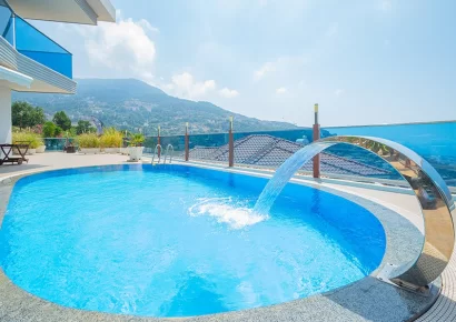 Prodaje se ultraluksuzna vila sa 5 spavacih soba