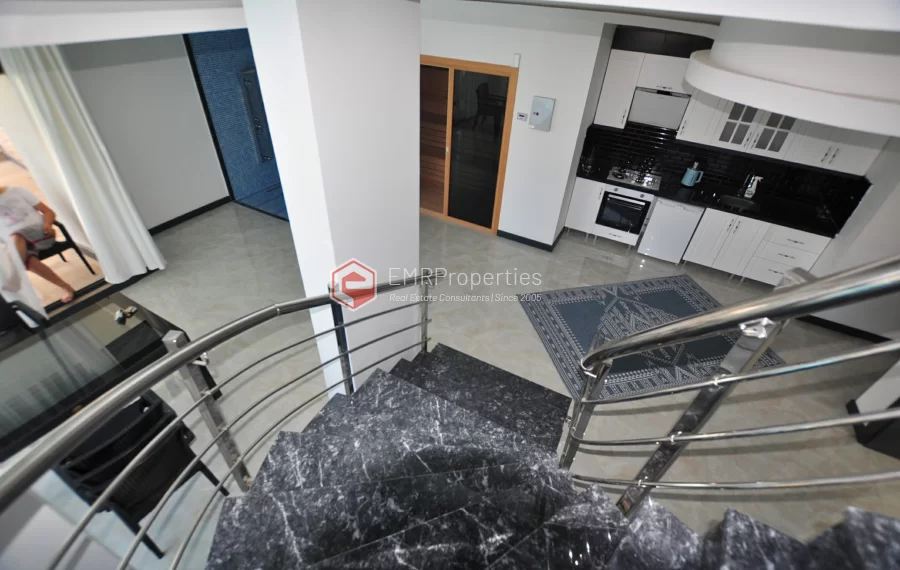 Sanjava vila sa 8 spavacih soba na prodaju u Kargicaku Alanji