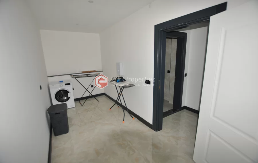 Sanjava vila sa 8 spavacih soba na prodaju u Kargicaku Alanji