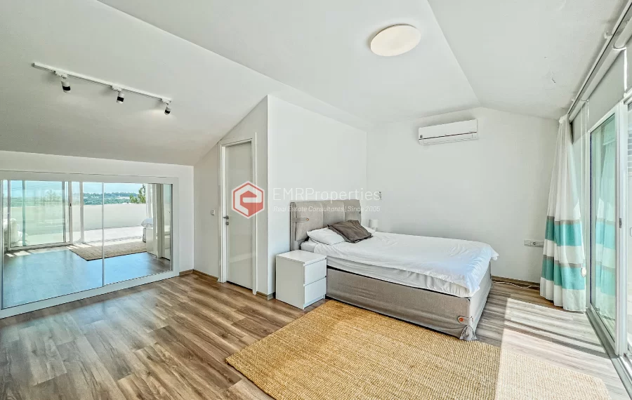 U ovom ekskluzivnom penthouseu koristeni su visokokvalitetni materijali