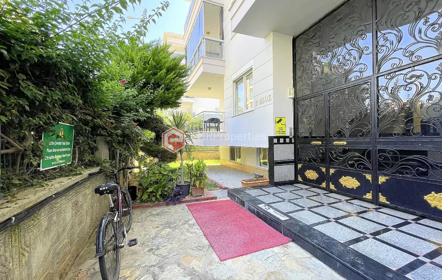 Super luksuzan penthouse sa 4 spavace sobe na prodaju u Kestelu