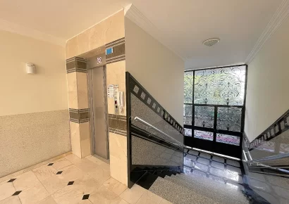 Super luksuzan penthouse sa 4 spavace sobe na prodaju u Kestelu