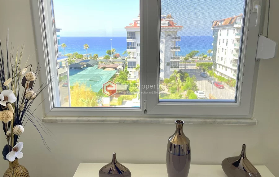 Super luksuzan penthouse sa 4 spavace sobe na prodaju u Kestelu