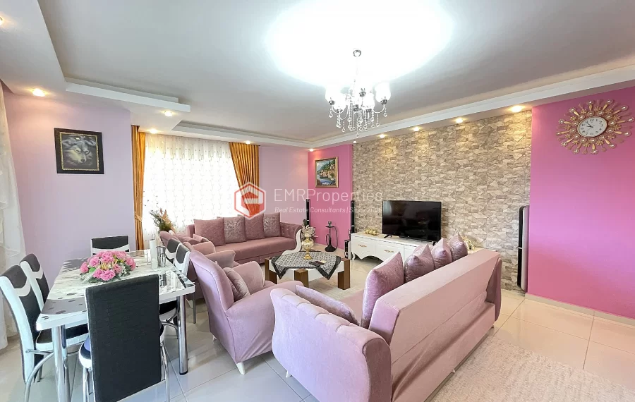  Die Wohnung im 5. Stock hat eine Fläche von 115 qm
