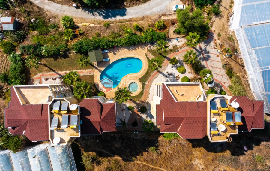 Spacious 2-Bedroom Apartment with Tranquil Atmosphere Near the Sea