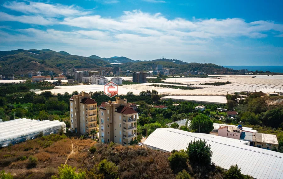 Spacious 2-Bedroom Apartment with Tranquil Atmosphere Near the Sea