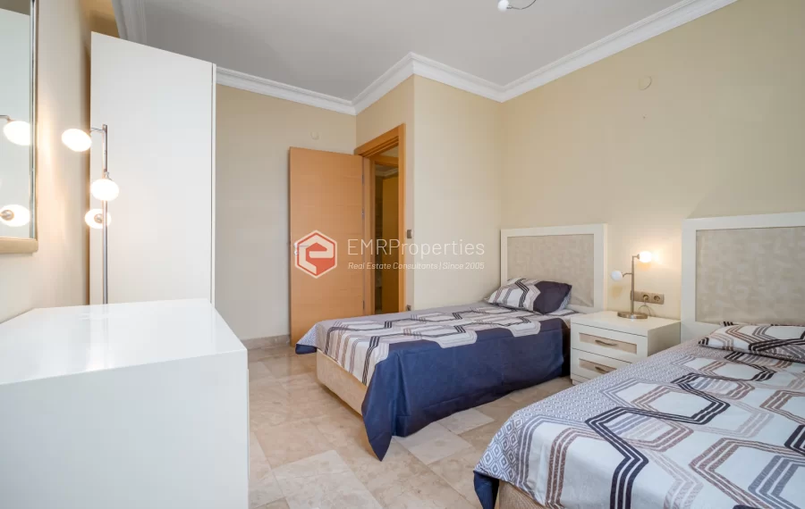 Gold City - Luxury 2 Bedrooms Apartment with Pool View in Kargıcak
