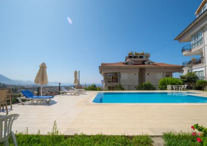 Hillside Residence - Luxurious 2 Bedroom Apartment with Sea View Mountain View and Castle View