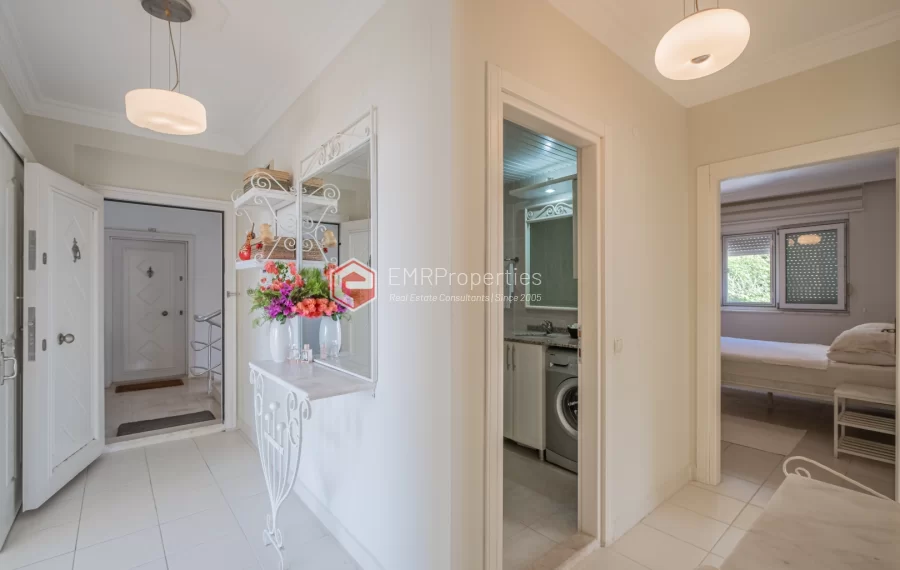 Hillside Residence - Luxurious 2 Bedroom Apartment with Sea View Mountain View and Castle View